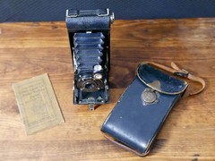 Kodak No. 1 Pocket Kodak Jr. Series II with case and manual. Uses 120 Film.