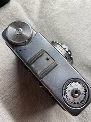 ZEISS IKON CAMERA & ROLLEI FLASH