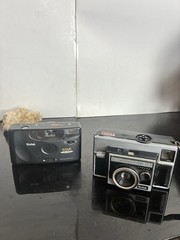 Kodak Vintage Instamatic 314 Camera 1960s Film Kodak Star Motor Red Eye turn on