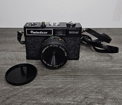 Windsor Camera WX-3 Vintage 50MM Lens With Strap No Film