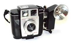 BROWNIE TWIN 20 OUTFIT Eastman Kodak Camera in Original Box