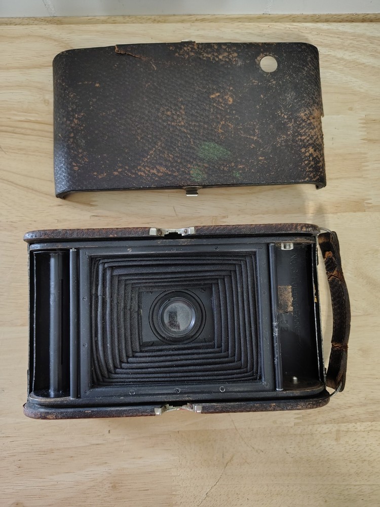 Kodak 1A Model D Folding Pocket Camera Antique Vintage decor untested