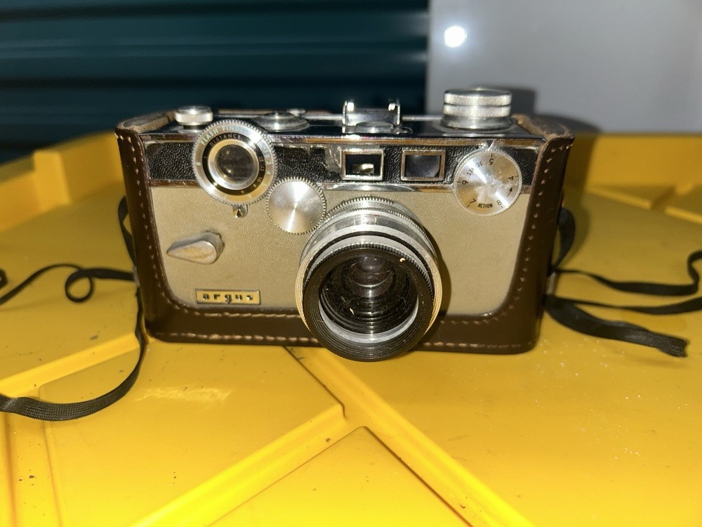 Argus C3 Matchmatic Compact Camera Ranger Finder Analog Camera Flash Cube Rare!
