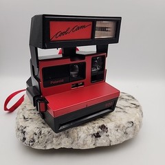 Vintage Polaroid Cool Cam 600 Red and Black Instant Camera Untested