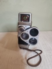 Bell & Howell Electric Eye Perpetua 8mm Film Camera w/ Triple Lens
