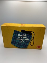 Kodak Pocket Instamatic 10 Camera Outfit Box Magicube Flash Extender UNTESTED
