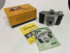 Vintage Kodak Pony 828 Camera, Box, Instructions – Untested – Nice Example!