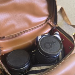 Minolta SR-T 102 Black SLR Film Camera Celtic Lenses Case Depth-of-Field Chart