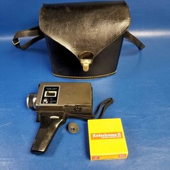 KODAK M18 Instamatic Movie Camera Vintage 8mm Film Zoom Lens With Case & Accesso