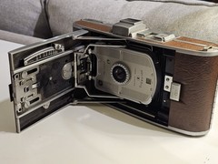 Vintage Polaroid Speedliner Model 95B Folding Instant Film Camera Brown Leather