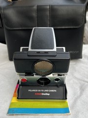 Polaroid Sonar SX-70 One-Step Land Camera with User Manual and bag