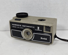 Vintage Kodak Hawkeye Instamatic II Film Camera Parts only