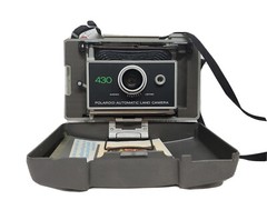 POLAROID Focus Flashed Camera Model 430