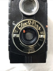 Metropolitan Industries Clix-O-Flex 127 reflex type camera w/ original box