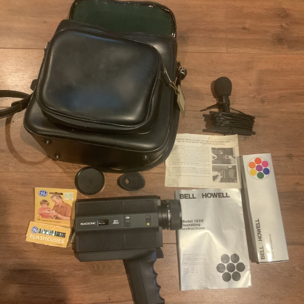 VTG Bell & Howell Soundstar 4 Filmosonic 8mm Video Camera model 1226 Bag Manual