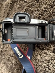 Vintage Canon EOS Rebel XS N 35mm 2001 Film Camera Bundle