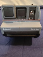 Vintage ’80s Polaroid Impulse 600 Instant Film Camera w/ Strap&Pop-Up Flash