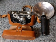 Vintage 1950’s Argus Rangefinder Camera 50MM Cintar Lens Leather Case & Flash
