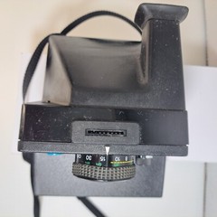 Polaroid Pronto! SE SX-70 Instant Land Camera w Strap