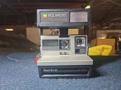 Vintage Polaroid Sun 600 LMS Instant Film Flash Land Camera TESTED