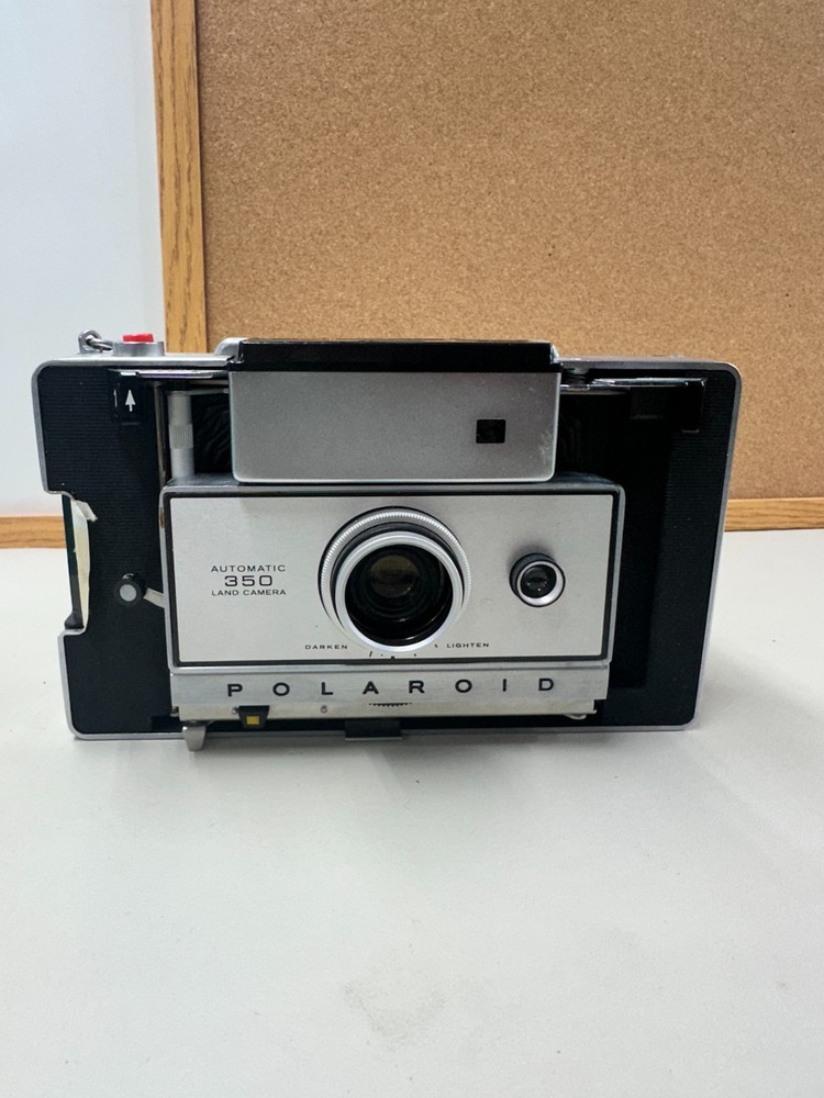 Vintage Polaroid 350 Automatic Land Camera Glass Lens Zeiss Rangefinder CLEAN