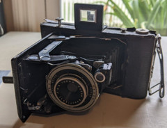 Kodak Vigilant Six-20 Folding Camera Kodak Anastigmat f:8.8 100mm DAKON Shutter