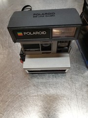 Polaroid Sun 600 Lms Camera With Box Very Clean
