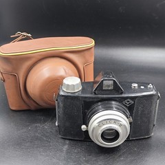 Agfa Click II Vintage Camera – Untested, Signs of Use, Carry Bag