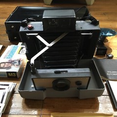 VTG POLAROID 210 AUTOMATIC LAND CAMERA & FLASH INSTRUCTION BOOK CASE BULBS