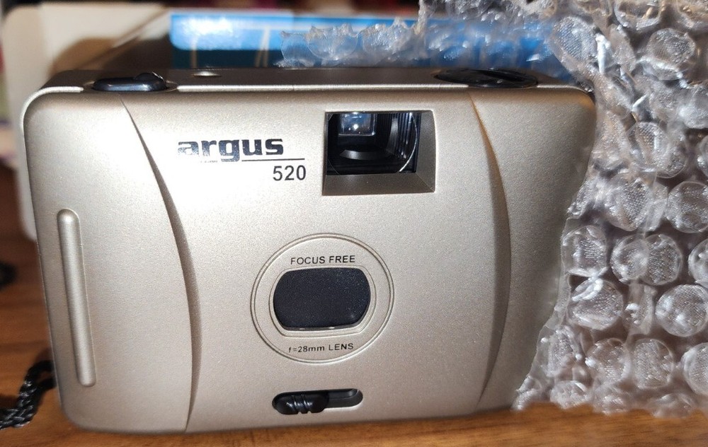 Argus 520 Ultra Compact 35mm Point & Shoot Vintage Camera
