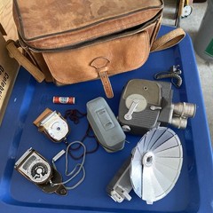Vintage KEYSTONE 8MM Movie Camera Model K36 with case plus accessories