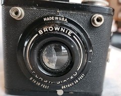 Kodak Brownie Flash Six – 20 Camera 620 Film – Untested