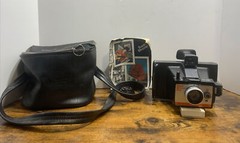 Vintage Super Shooter Plus Polaroid Land Camera TESTED With literature And Bag