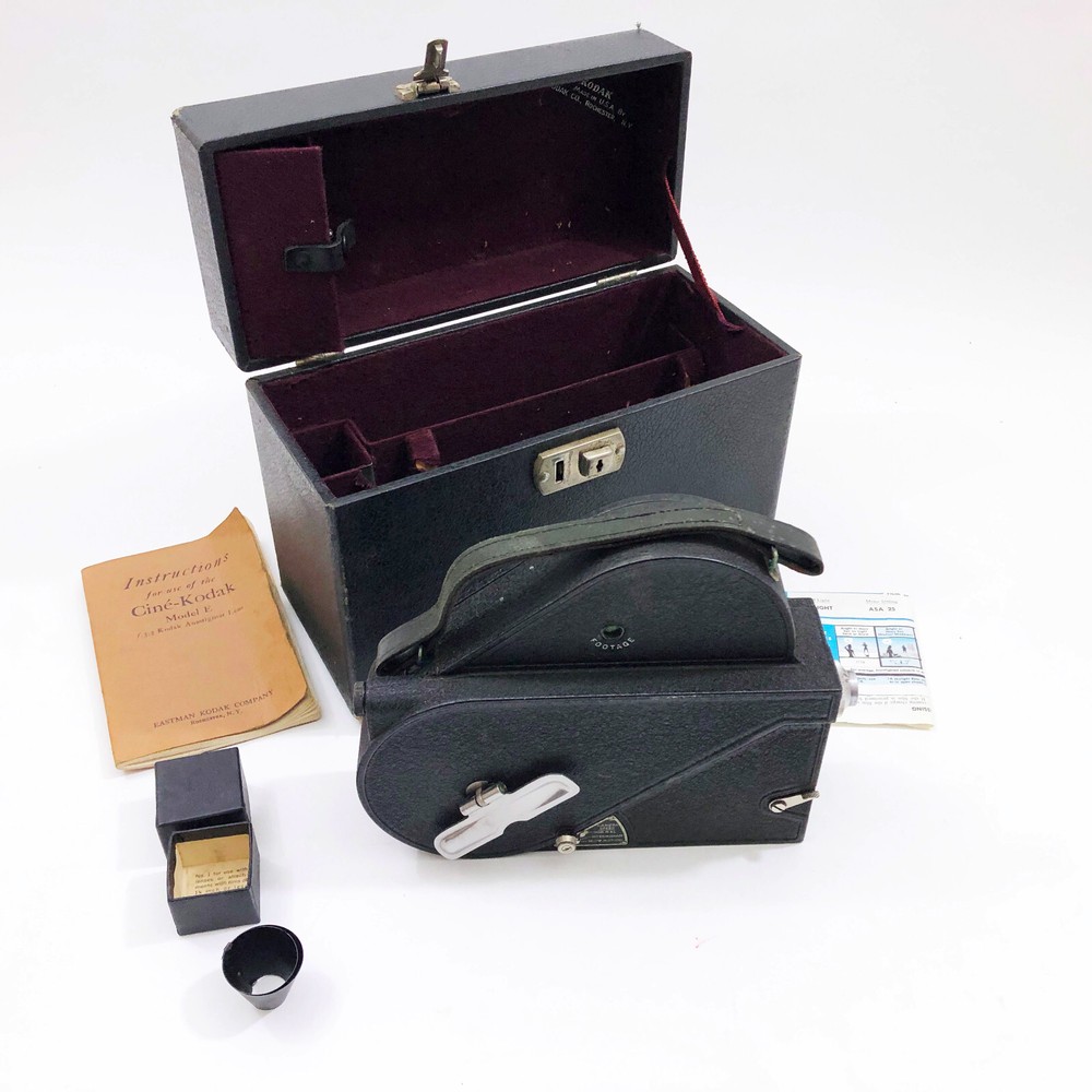 Cine Kodak Model E 16mm Movie Camera With Case & Book Vintage
