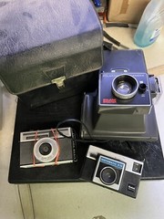 Vintage Camera Lot Polaroid Land Square Shooter Kodak Instamatic Agfa Gevaert