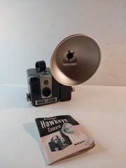 Vintage Kodak Brownie Hawkeye Camera 620 film Flash Model w/ Flash 50’s UNTESTED