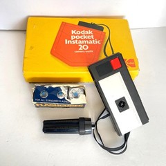 Kodak Pocket Instamatic 20 Camera Outfit With Flashcubes Magicube Extender Vtg