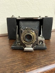 Vintage IBT Brownie Eastman Kodak Co. Black Bellows Folding Automatic Camera