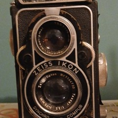 Zeiss Ikon Ikoflex TLR Camera 120mm Black Synchro-Compur 1:3.5 f=75mm