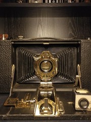 Kodak No.3A Folding Brownie with 4 rolls of 122 film tested and working!