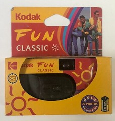 SUC_047 35MM Single Use Camera Kodak Fun Classic NOS
