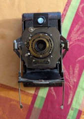 Antique 1909 No1A Folding Model D Kodak Maroon Bellows/Wood Frame Interior